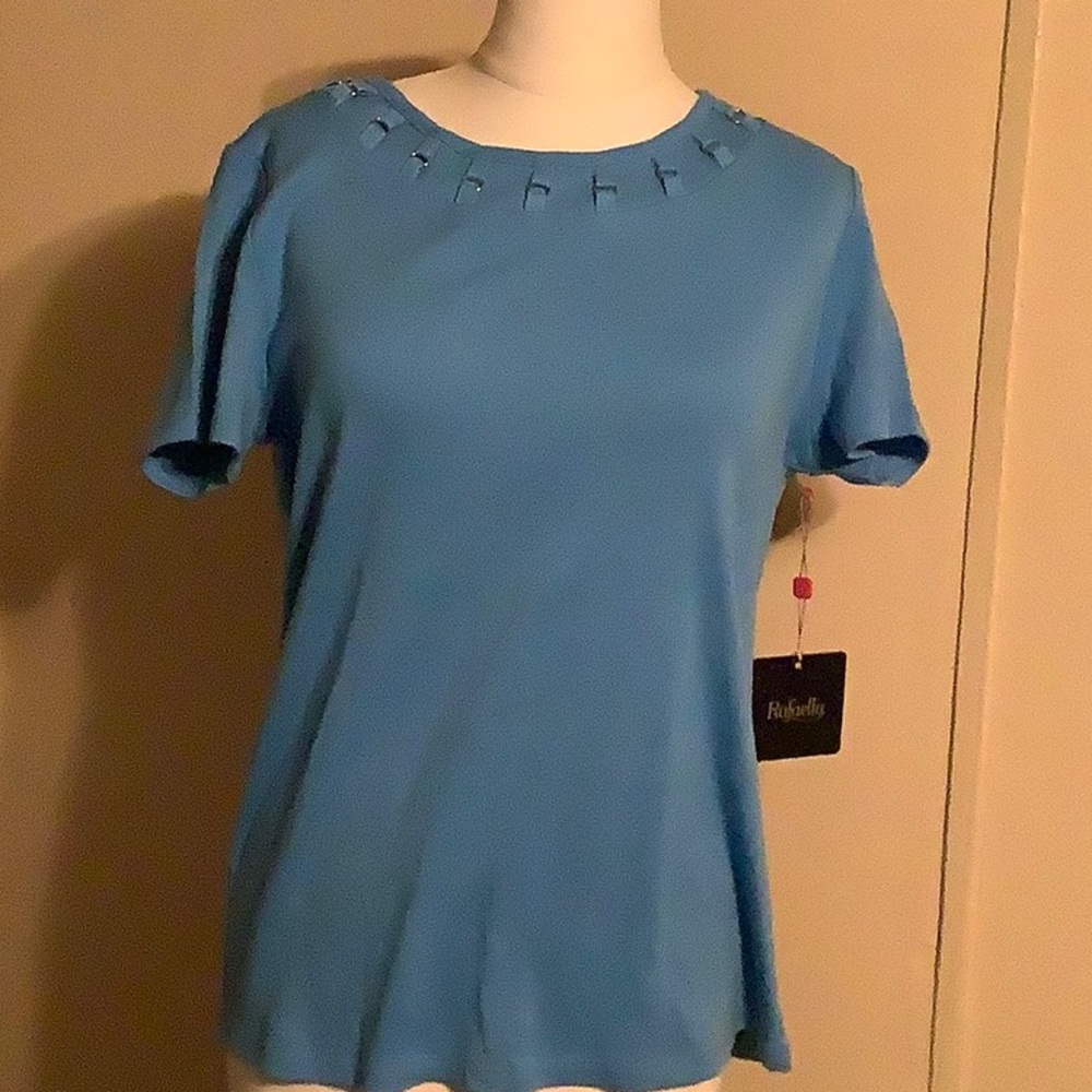 Women’s shirt